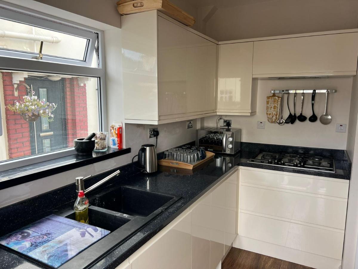 Hotel Shared House On Lakewood Crescent Bristol Esterno foto